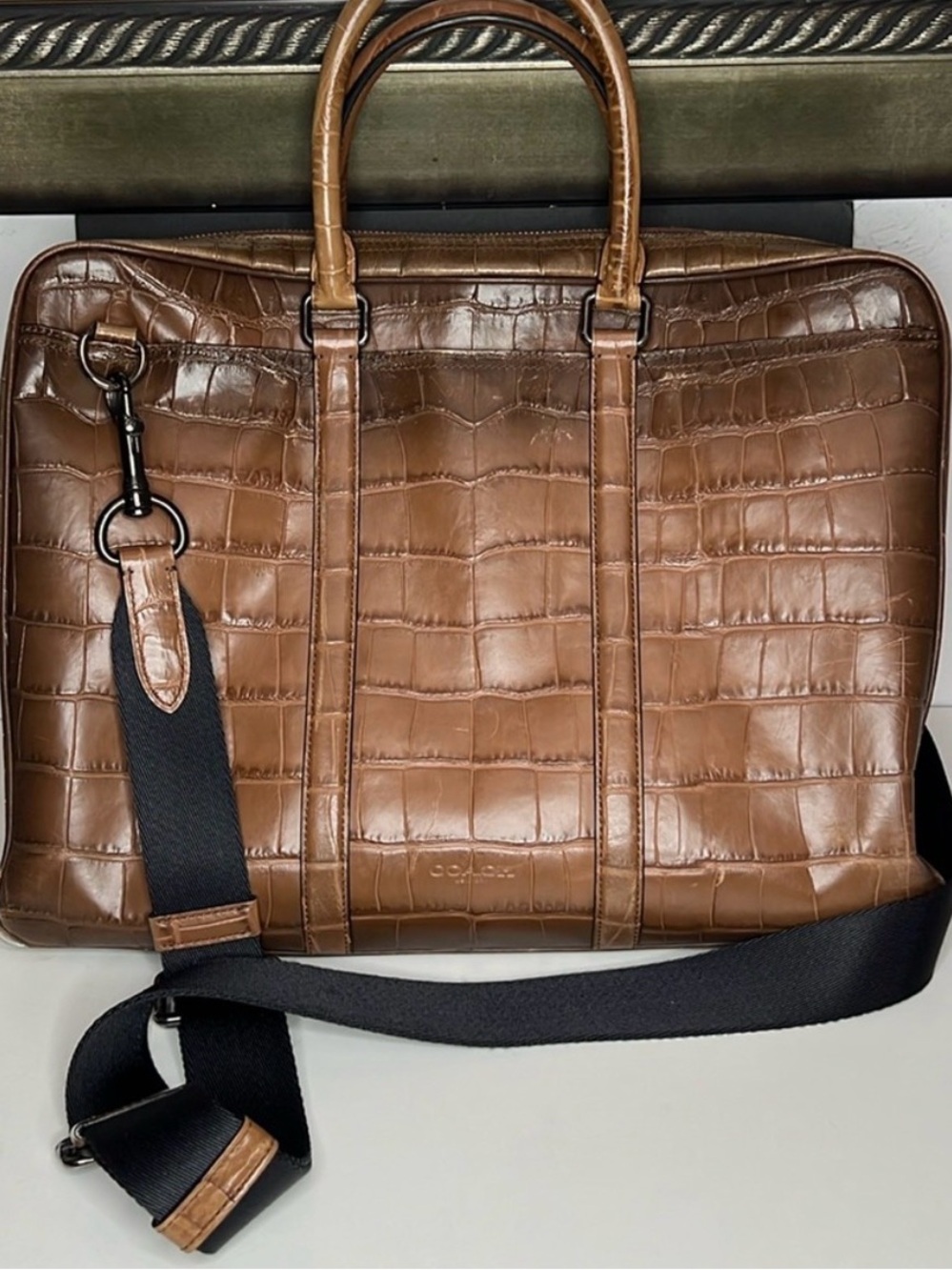 Coach Brown Metro Briefcase Croc
Embossed Leather. - Picture 5 of 6